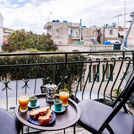 Deviazi 4 - Charming For 2 In The Heart Of The City-5 Minutes From The