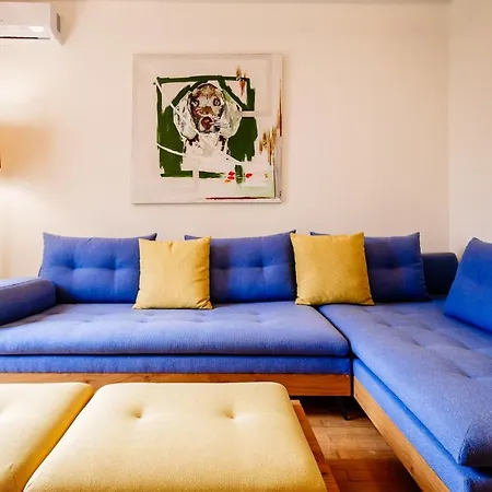 Deviazi 4 Apartment