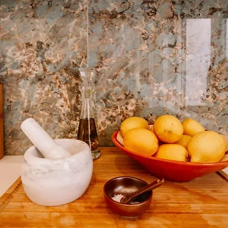 Deviazi 4 - Charming For 2 In The Heart Of The City-5 Minutes From The شقة *