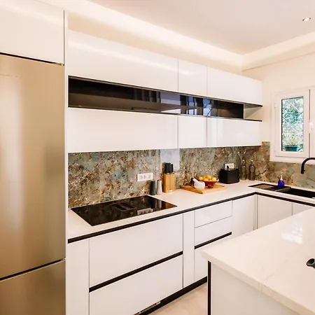 Deviazi 4 - Charming For 2 In The Heart Of The City-5 Minutes From The شقة مدينة زاكينثوس