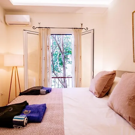 Deviazi 4 - Charming For 2 In The Heart Of The City-5 Minutes From The 자킨토스 타운